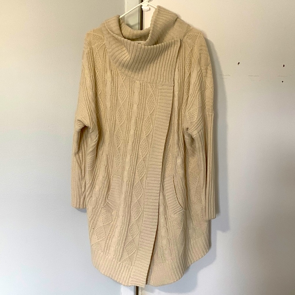 Guilty brand knit cream sweater